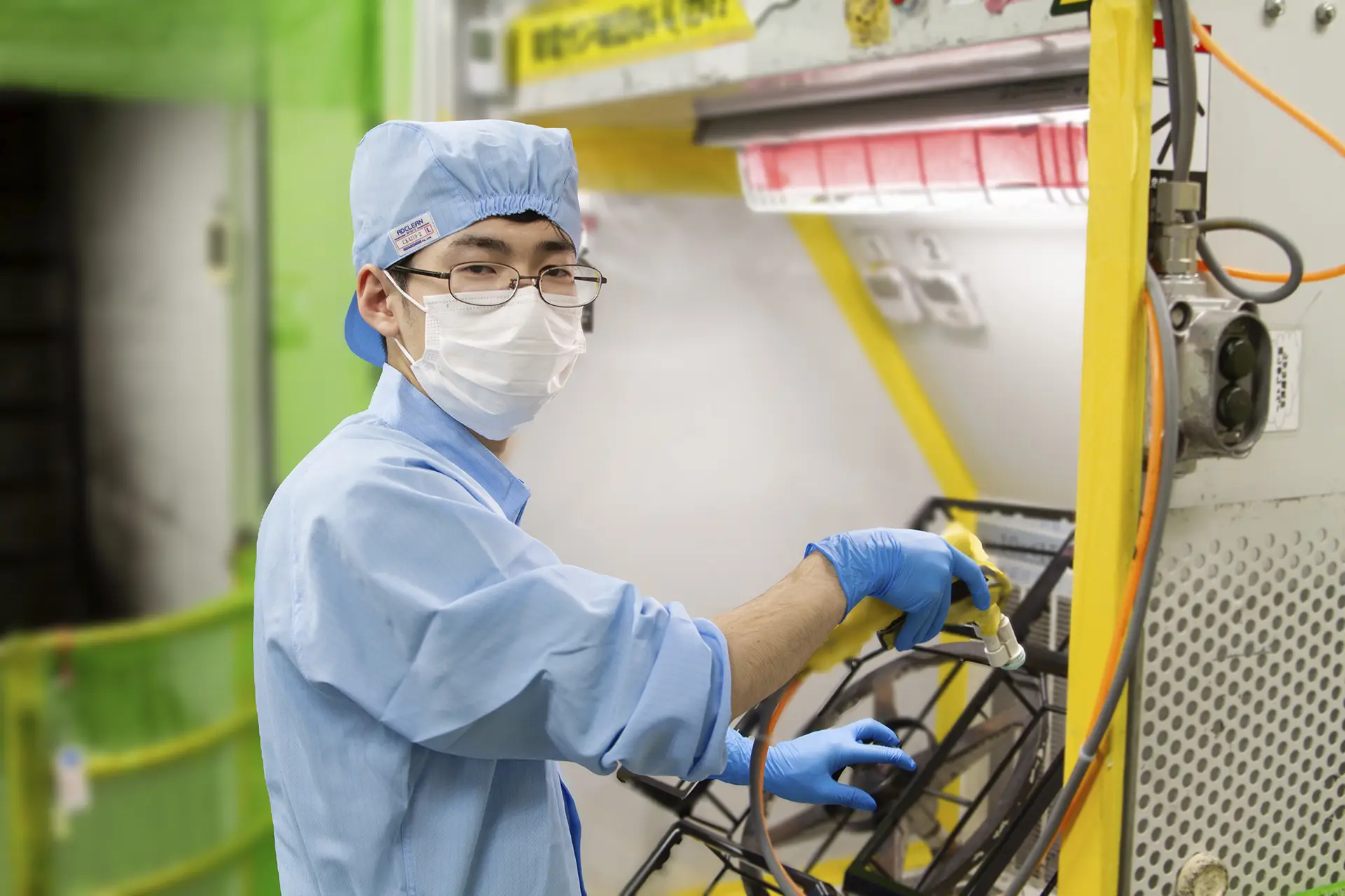 表面処理課 吉田 智也さん